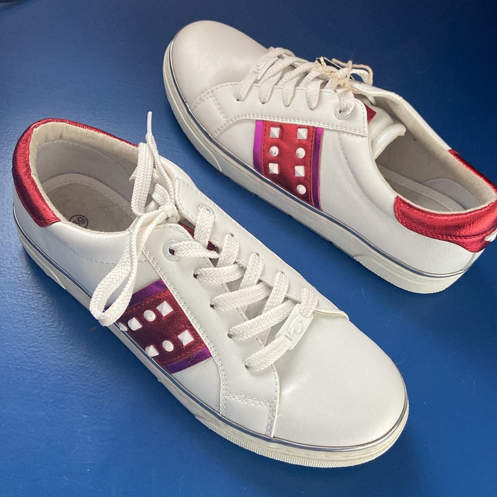 TOM TAILOR white leather tennis shoes studs metallic pink red 39 NEW